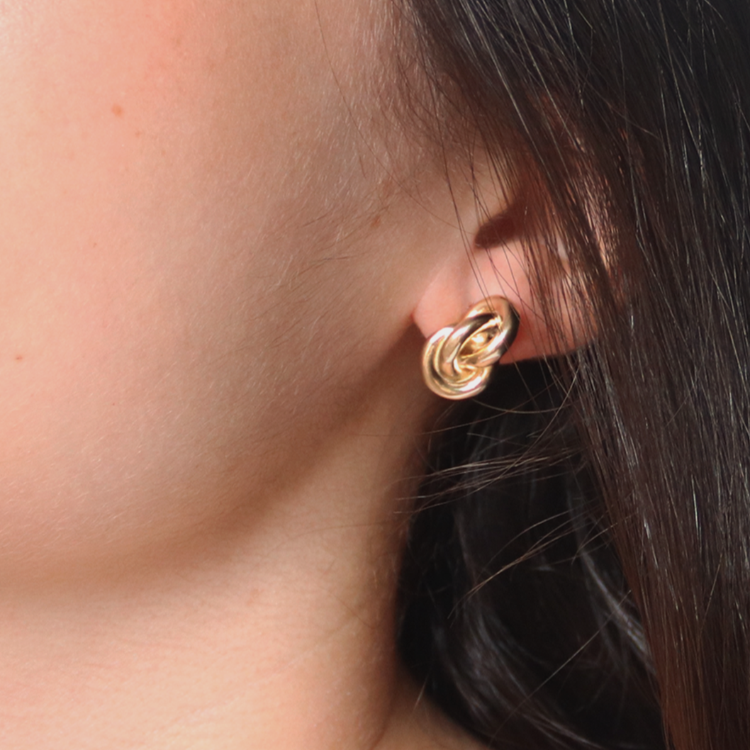 Aretes trenzados