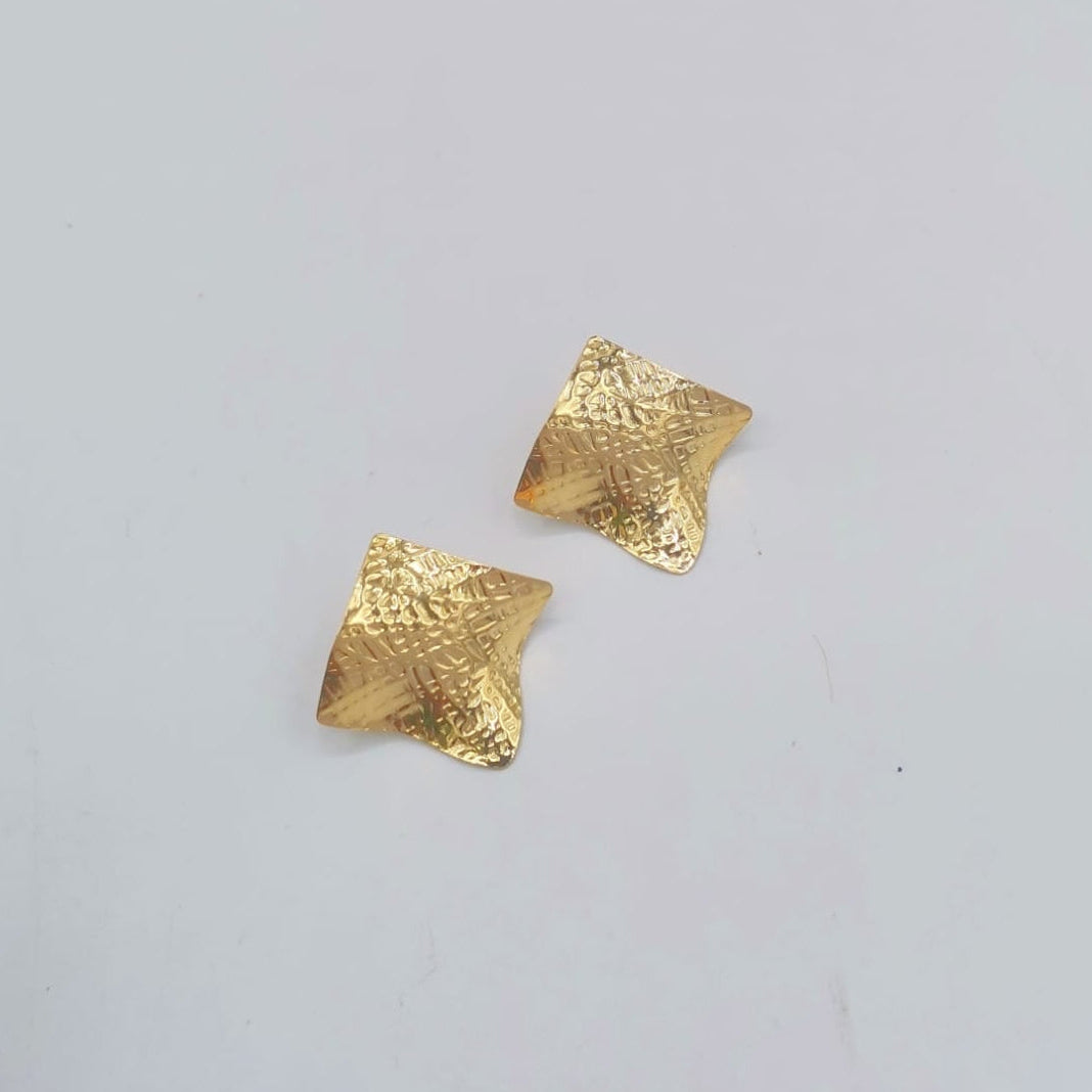Aretes